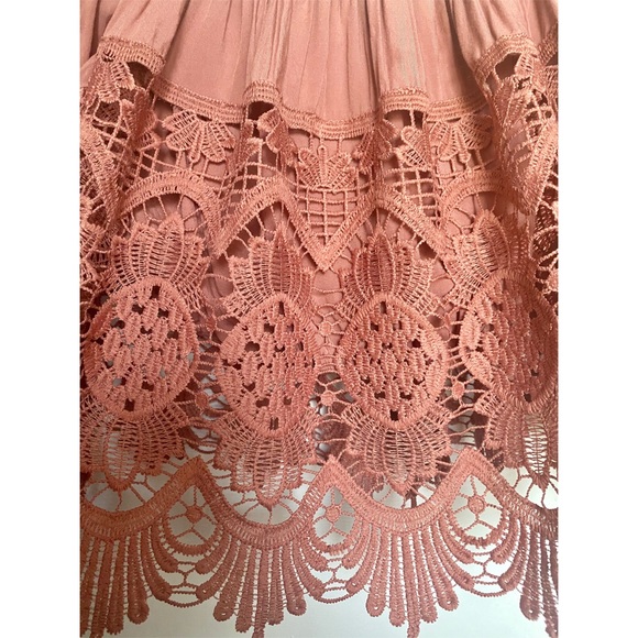 LA Hearts Off the Shoulder Crochet Cropped Top - Picture 5 of 8